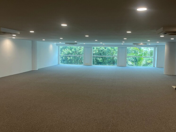  Parking, marathon-futurex Commercial Office Space 1520 Sq.Ft. In Lower Parel Mumbai 8795879