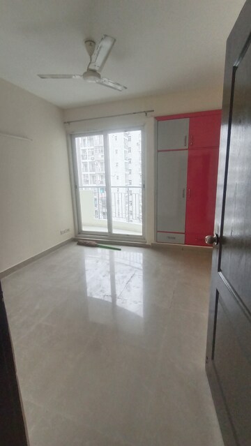 Room in 3 BHK Apartment at Aditya Celebrity Homes, Sector 76 – for Rent