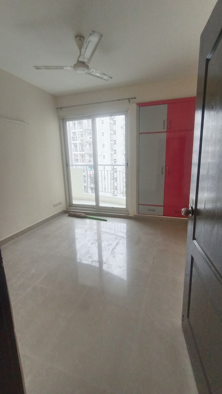 Room, aditya-celebrity-homes 3 Bedroom 1650 Sq.Ft. Apartment In Sector 76 Noida 8795906