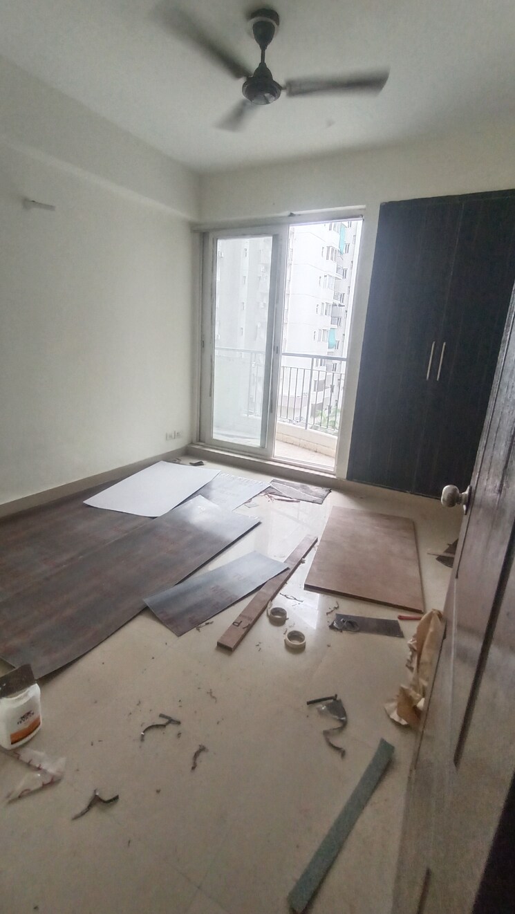 Room, aditya-celebrity-homes 3 Bedroom 1650 Sq.Ft. Apartment In Sector 76 Noida 8795954