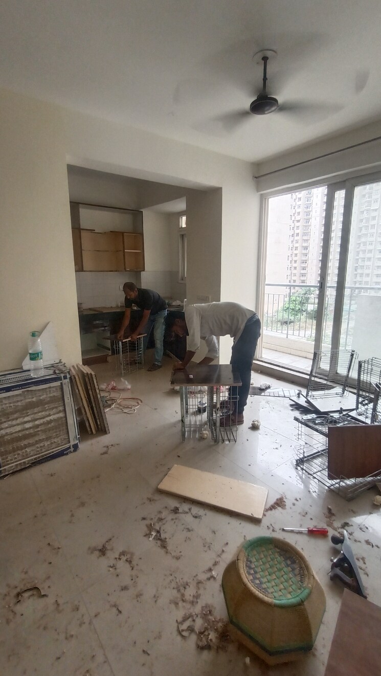 Living Room, aditya-celebrity-homes 3 Bedroom 1650 Sq.Ft. Apartment In Sector 76 Noida 8795954