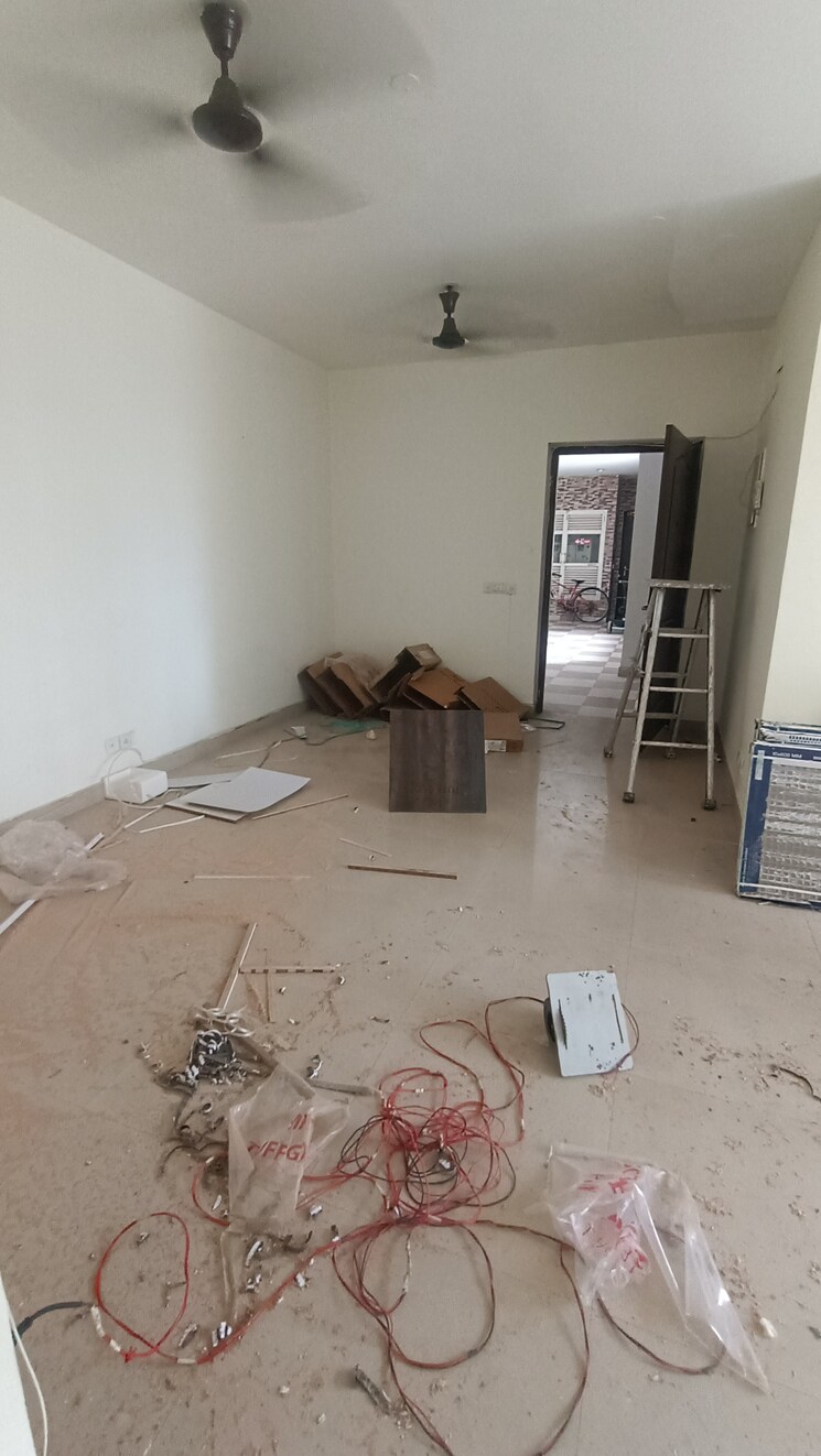 Room, aditya-celebrity-homes 3 Bedroom 1650 Sq.Ft. Apartment In Sector 76 Noida 8795954