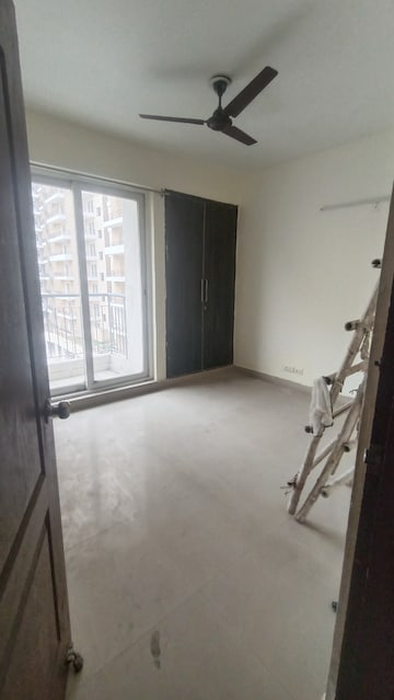 Room in 3 BHK Apartment at Aditya Celebrity Homes, Sector 76 – for Rent