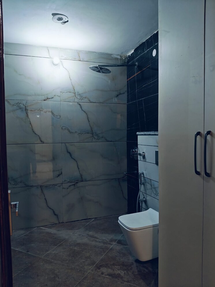 Bathroom, gmada-eco-city 3 Bedroom 1800 Sq.Ft. Independent House In North Mullanpur Chandigarh 8795911