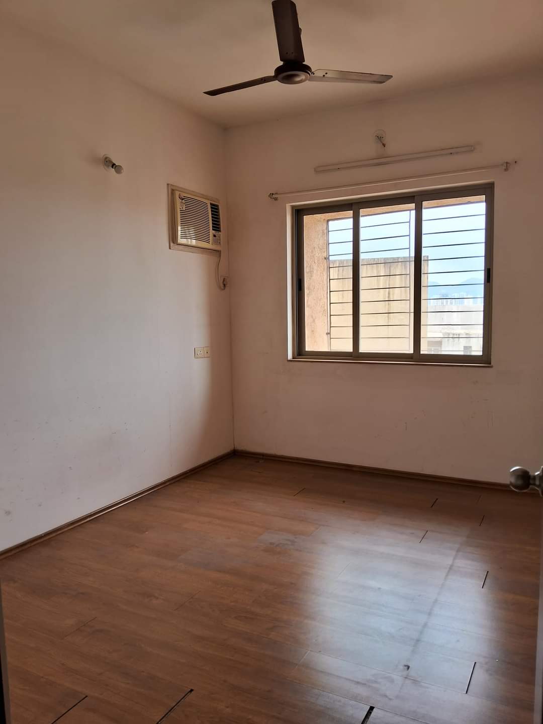 3 BHK + Pooja Room,Extra Room Apartment For Sale in Lodha Casa Bella Gold