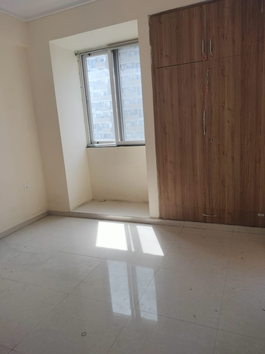 3.5 BHK + Pooja Room,Servant Room 1765 Sq.Ft. Apartment in Prateek Laurel
