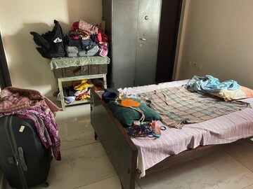 Bedroom in 3 BHK Apartment at MTI The Fountain Head, Gachibowli – for Rent