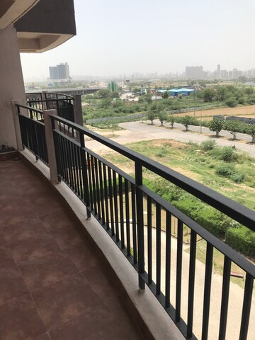 Balcony in 4 BHK Apartment at Pareena Express Heights, Sector 99 – for Sale