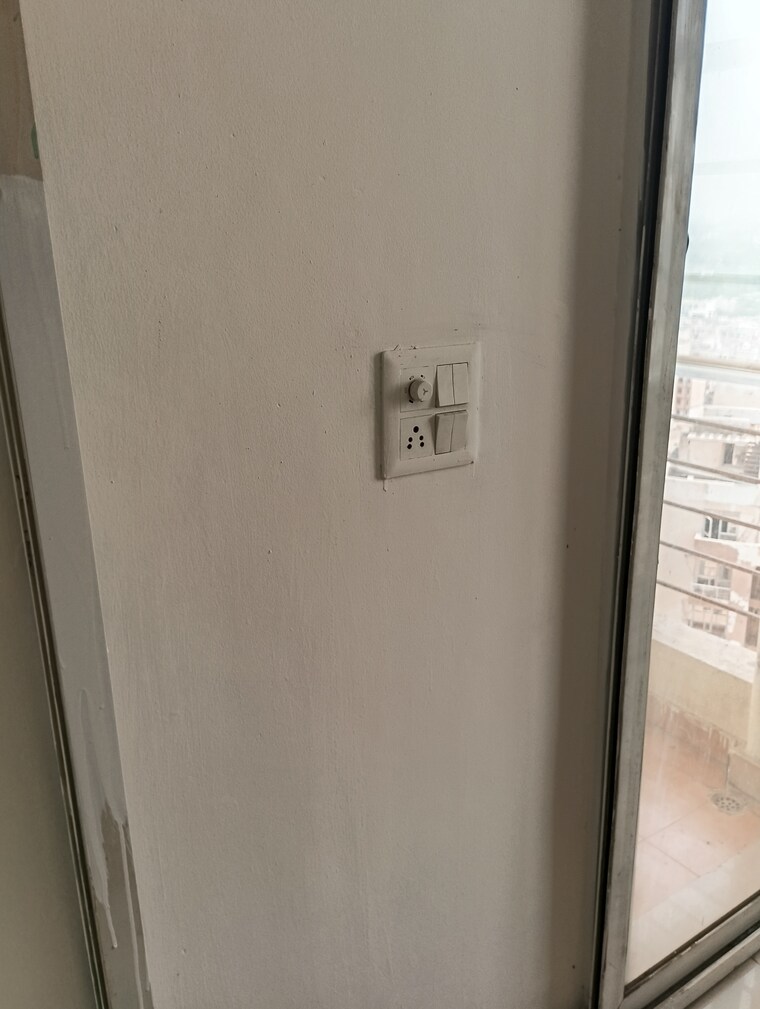 Balcony, eldeco-mystic-greens 3 Bedroom 1780 Sq.Ft. Penthouse In Omicron I Greater Noida Greater Noida 8795982