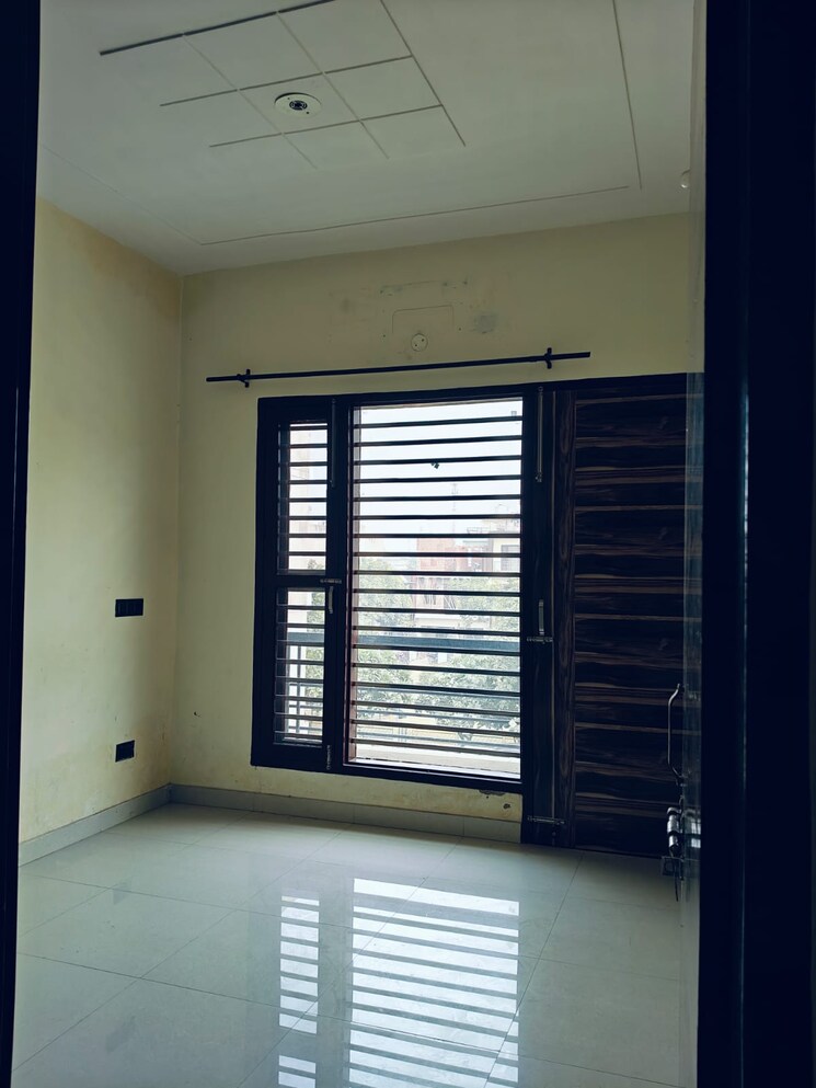 Room, gmada-eco-city 3 Bedroom 2700 Sq.Ft. Independent House In North Mullanpur Chandigarh 8795946