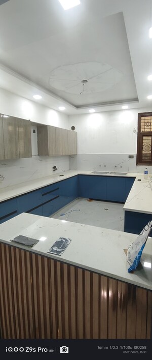 Master Bedroom in 4 BHK Builder Floor at Srishti Greenfield Homes, Green Fields Colony – for Sale