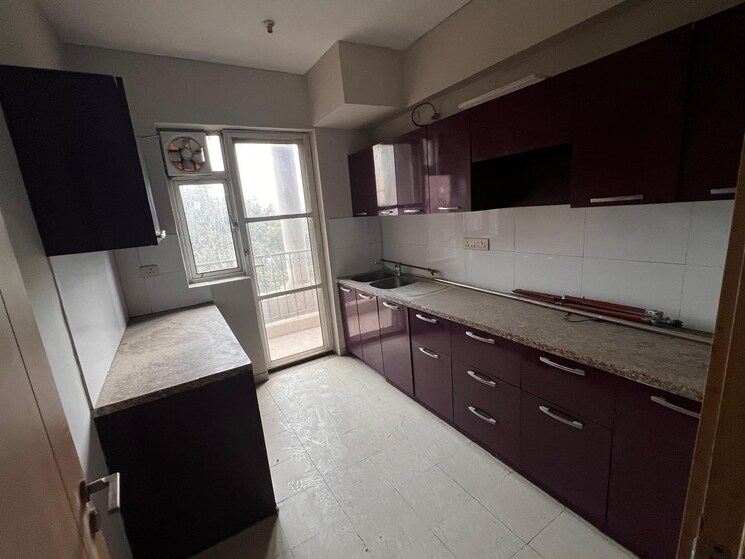 Kitchen, dlf-new-town-heights-town-houses 4 Bedroom 2350 Sq.Ft. Apartment In Sector 86 Gurgaon 8795985