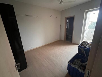 Team Area in 4 BHK Apartment at DLF New Town Heights Town Houses, Sector 86 – for Rent