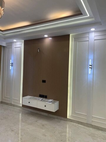 Building Lobby in 3 BHK Builder Floor at Saket – for Rent