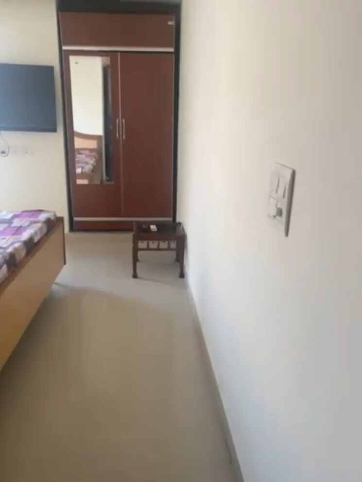 Room, vvip-homes 3 Bedroom 1400 Sq.Ft. Apartment In Gaur City 2 Greater Noida 8796015