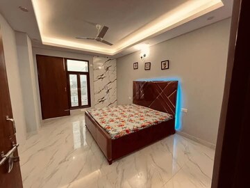Bedroom in 1 BHK Builder Floor at Saket – for Rent