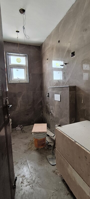 Bathroom in 3 BHK Independent House at BPTP Amstoria Country Floor, Sector 102 – for Rent