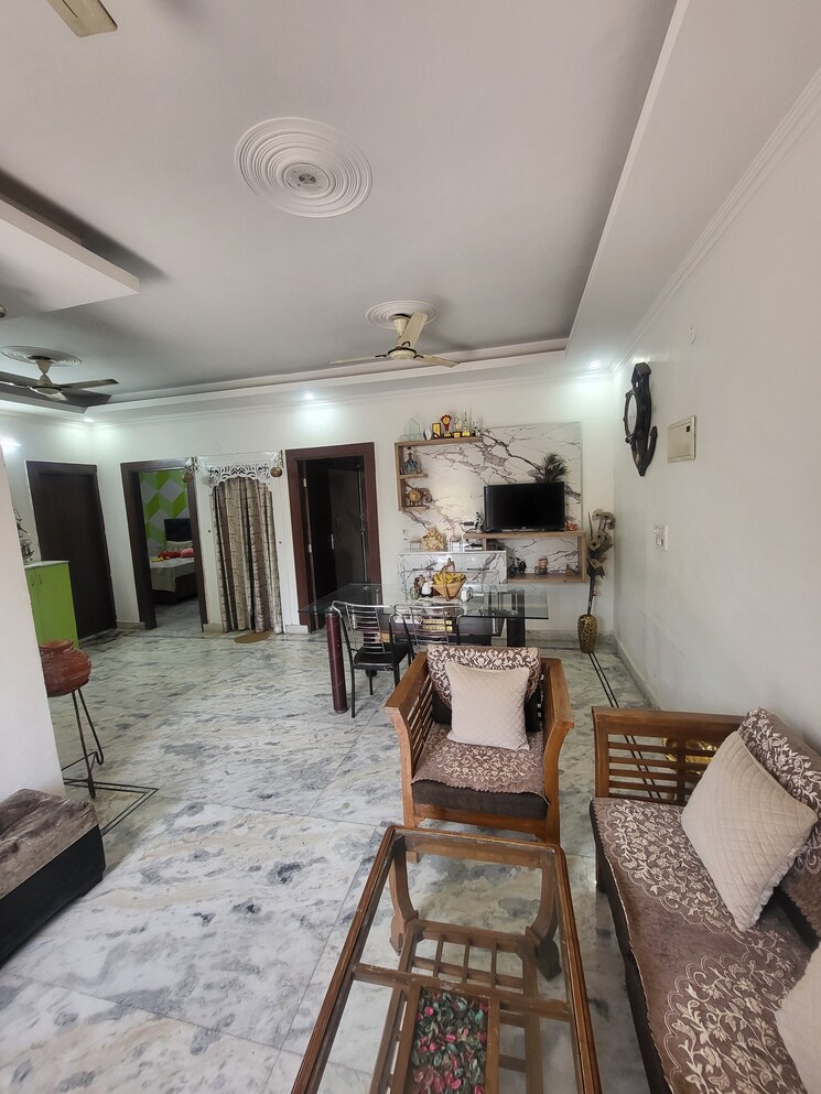 Balcony, srishti-greenfield-homes 3 Bedroom 220 Sq.Yd. Builder Floor In Green Fields Colony Faridabad 8796039