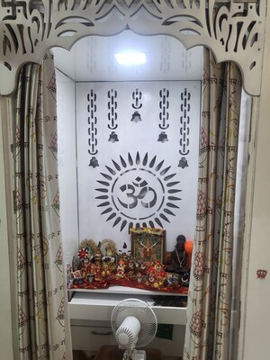 Furnished Amenities in 3 BHK Builder Floor at Srishti Greenfield Homes, Green Fields Colony – for Sale