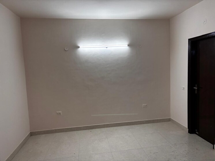 Room, bptp-district-3 4 Bedroom 2000 Sq.Ft. Villa In Sector 85 Faridabad 8796017