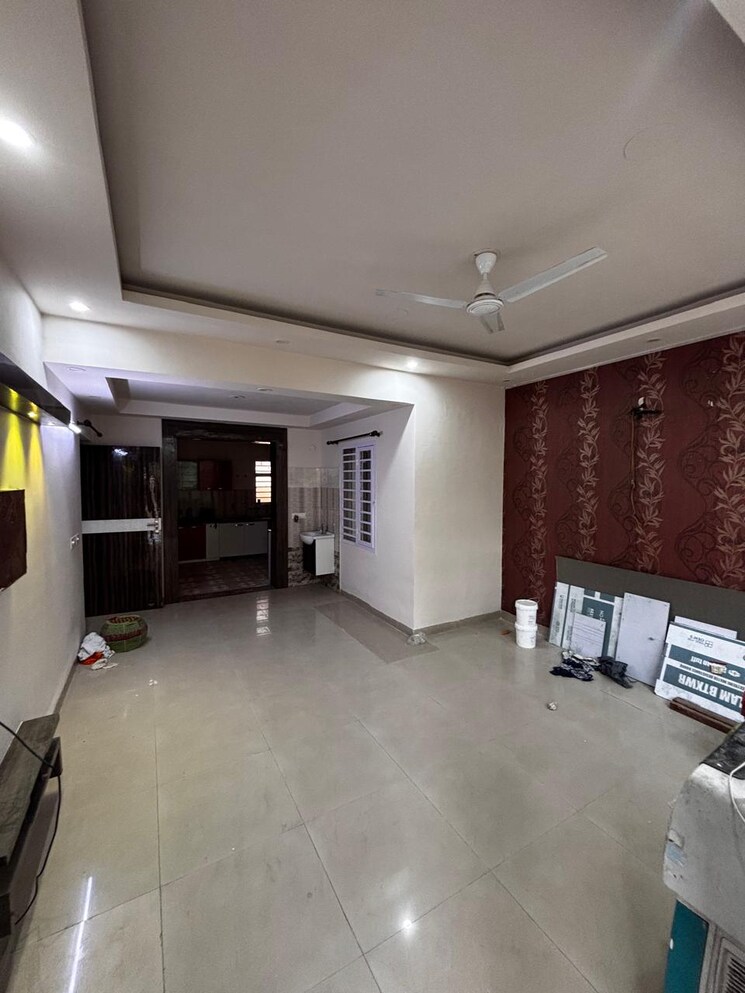Room, bptp-district-3 4 Bedroom 2000 Sq.Ft. Villa In Sector 85 Faridabad 8796017