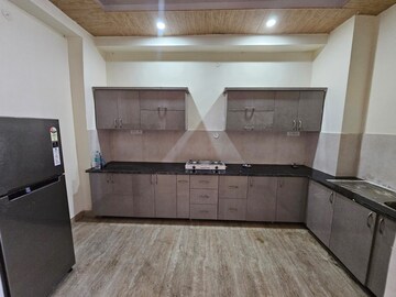 Furnished Amenities in 3 BHK Builder Floor at Sahastradhara Road – for Rent