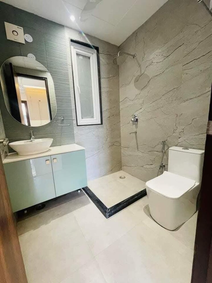 Bathroom, saket 2 Bedroom 1100 Sq.Ft. Builder Floor In Saket Delhi 8796051