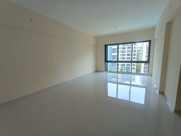 Room in 2 BHK Apartment at RNA Continental, Chembur – for Rent