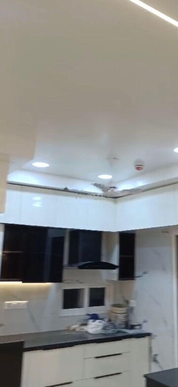Bathroom in 3 BHK Apartment at Candeur 40, Miyapur – for Rent