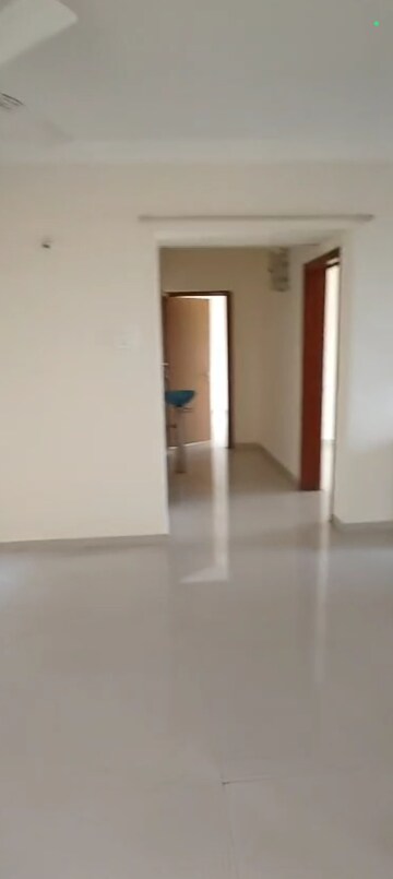 Room in 2 BHK Apartment at Goel Ganga Carnation, Koregaon Park – for Rent