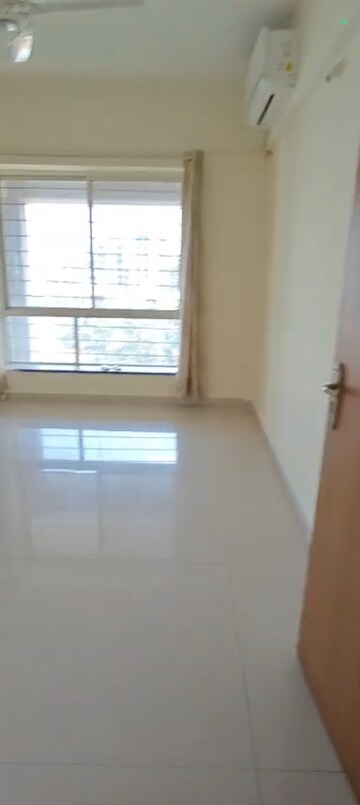 Room in 2 BHK Apartment at Goel Ganga Carnation, Koregaon Park – for Rent