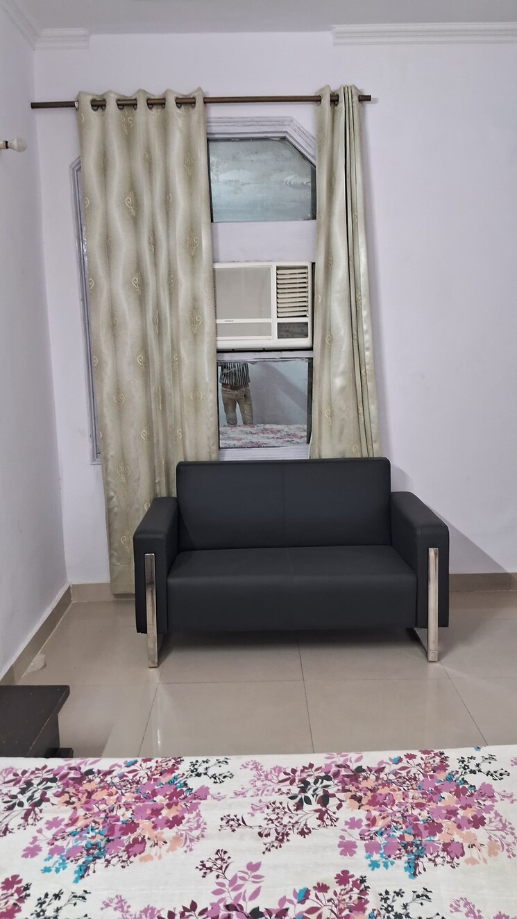 undefined, rajouri garden 4 Bedroom 290 Sq.Yd. Builder Floor In Rajouri Garden Delhi 8796107