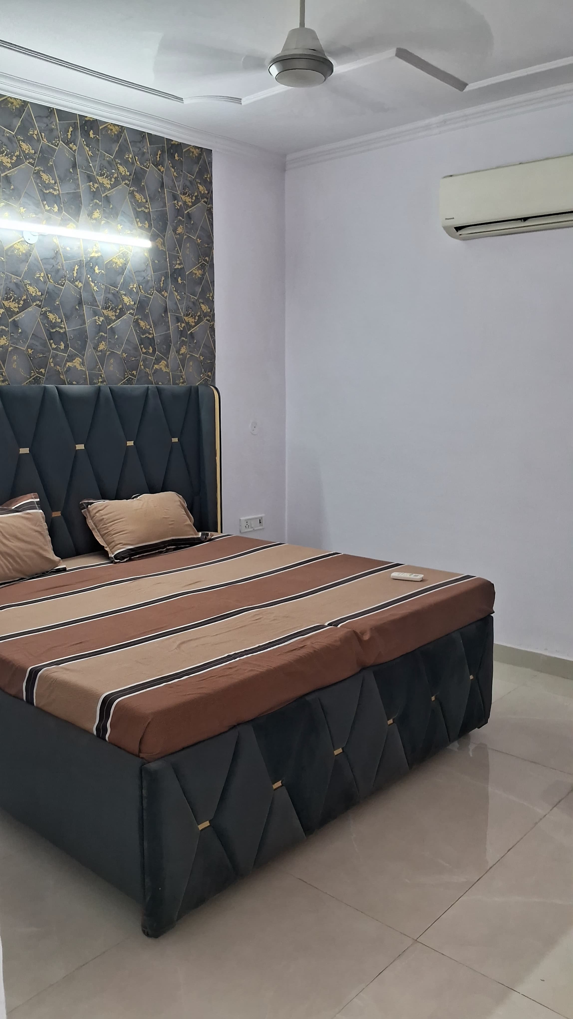4 BHK + Pooja Room Builder Floor For Rent in Rajouri Garden 