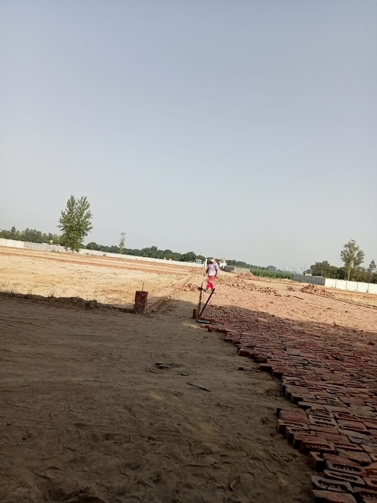 undefined, modipuram  90 Sq.Yd. Plot In Modipuram Meerut 8796093