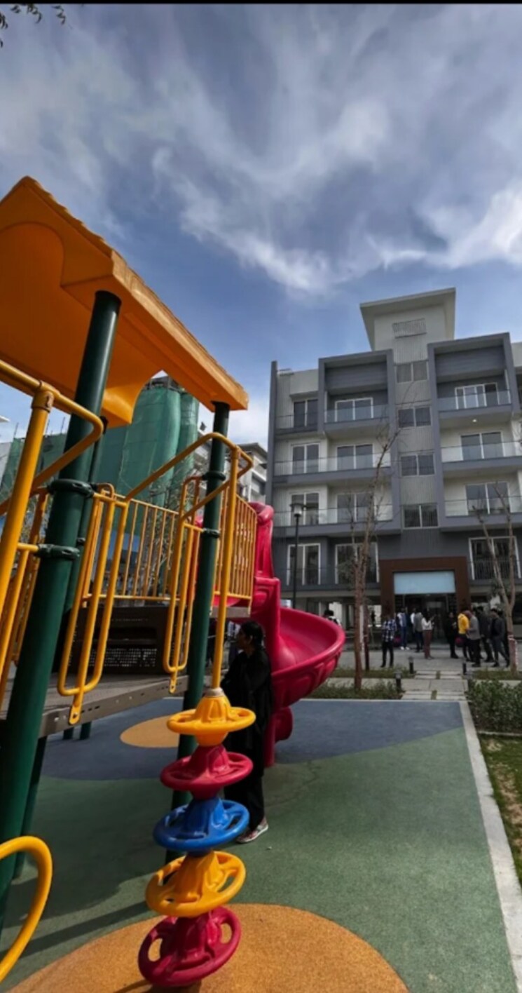 Gym, smart-world-gems 2.5 Bedroom 1194 Sq.Ft. Builder Floor In Sector 89 Gurgaon 8796097