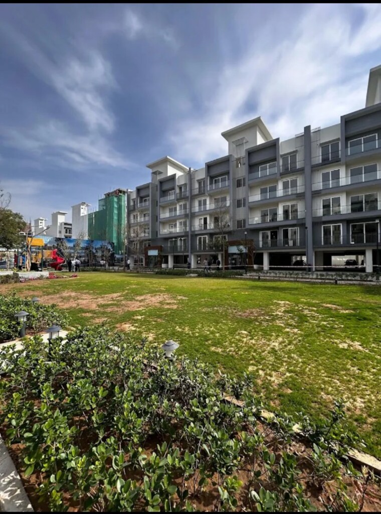 Exterior View, smart-world-gems 2.5 Bedroom 1194 Sq.Ft. Builder Floor In Sector 89 Gurgaon 8796097