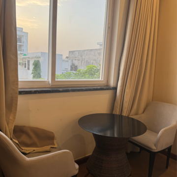  Pg For Rent in Dlf City Phase 3