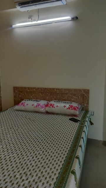 3 BHK Apartment For Rent in ROF Aalayas Phase 2, Sector 102
