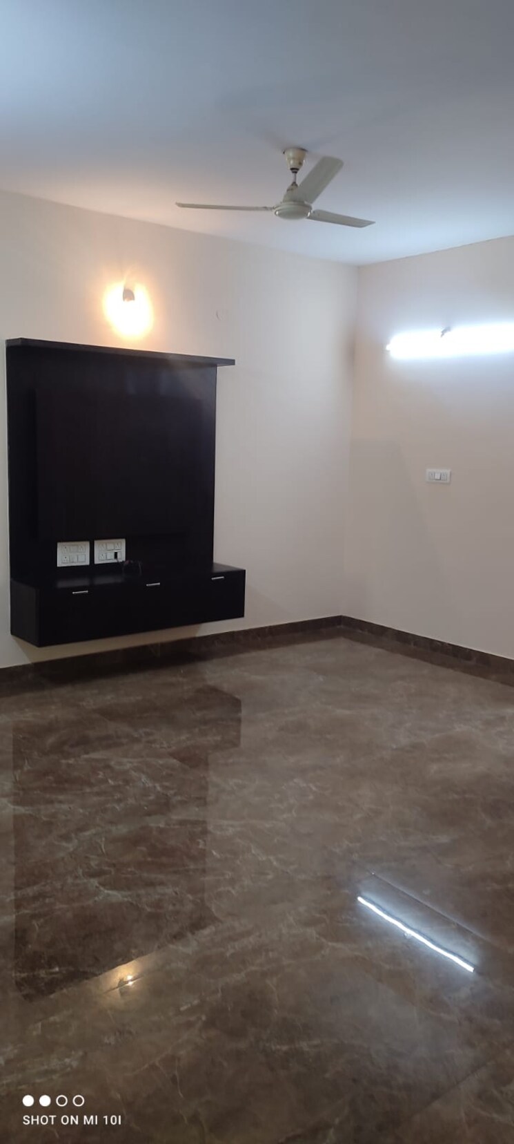 Room, kammanahalli 6+ Bedroom 4500 Sq.Ft. Independent House In Kammanahalli Bangalore 8796113