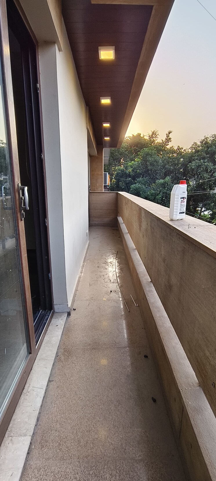 Balcony, safdarjung enclave 4 Bedroom 500 Sq.Yd. Builder Floor In Safdarjung Enclave Delhi 8796148