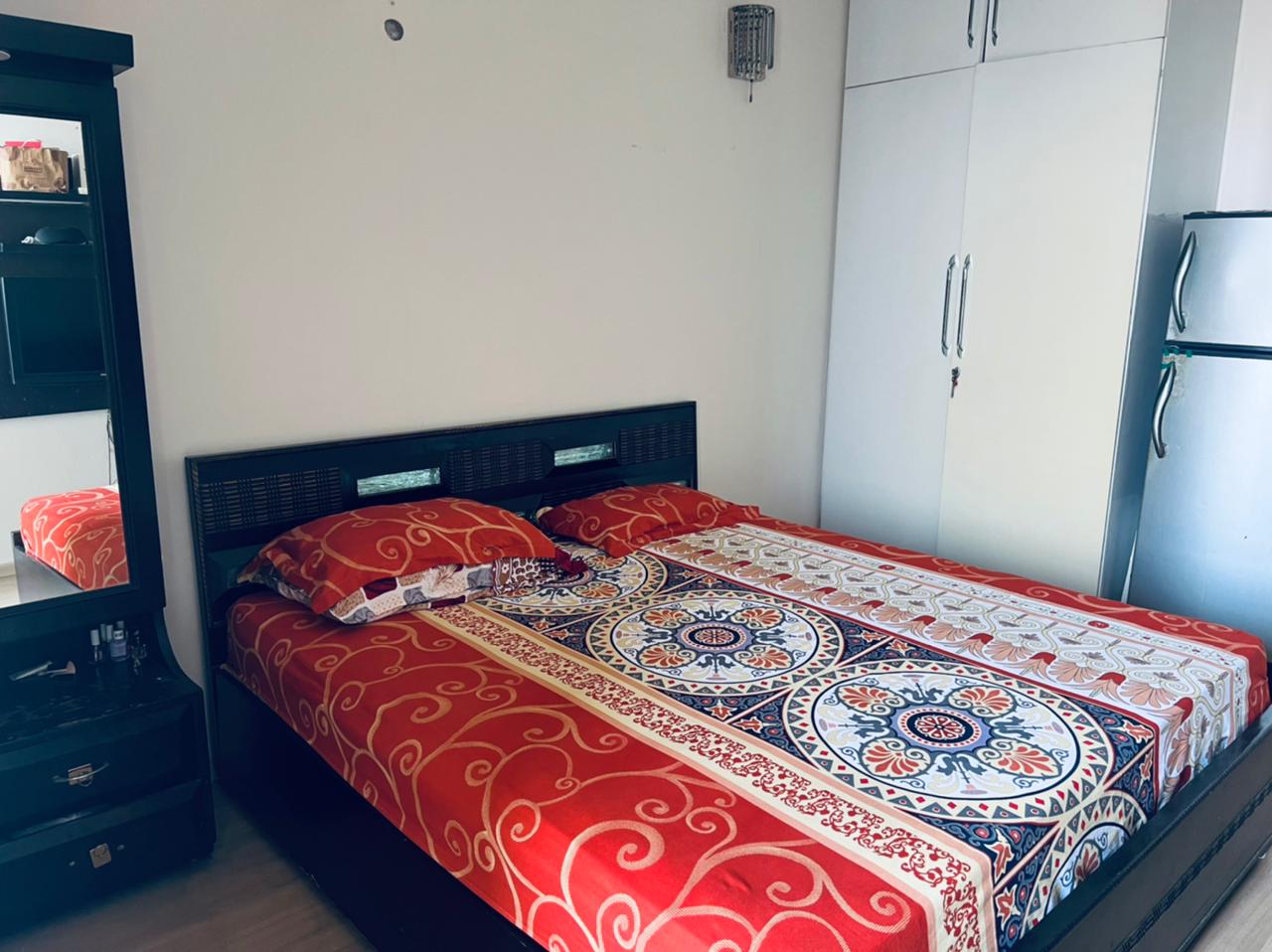 3 BHK + Servant Room Apartment For Rent in DLF New Town Heights II