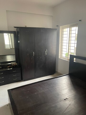 Room in 2 BHK Apartment at Prestige Palms, Whitefield – for Rent