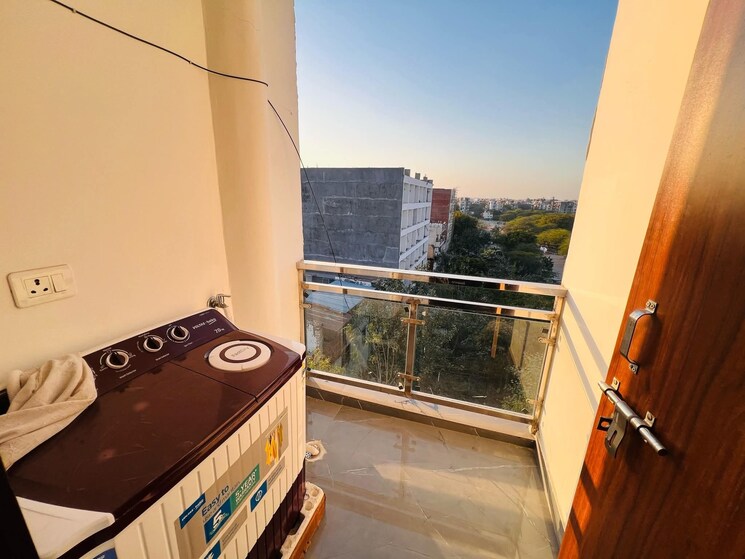 Balcony, saket 1 Bedroom 500 Sq.Ft. Builder Floor In Saket Delhi 8796187