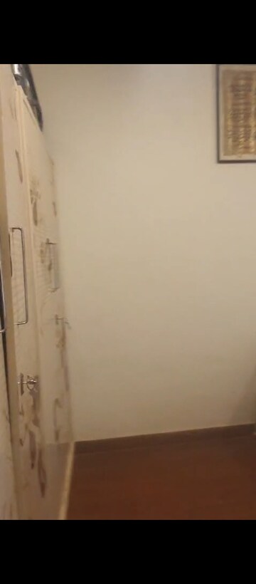 Master Bedroom in 1 BHK Apartment at Rekab Tower, Byculla East – for Rent
