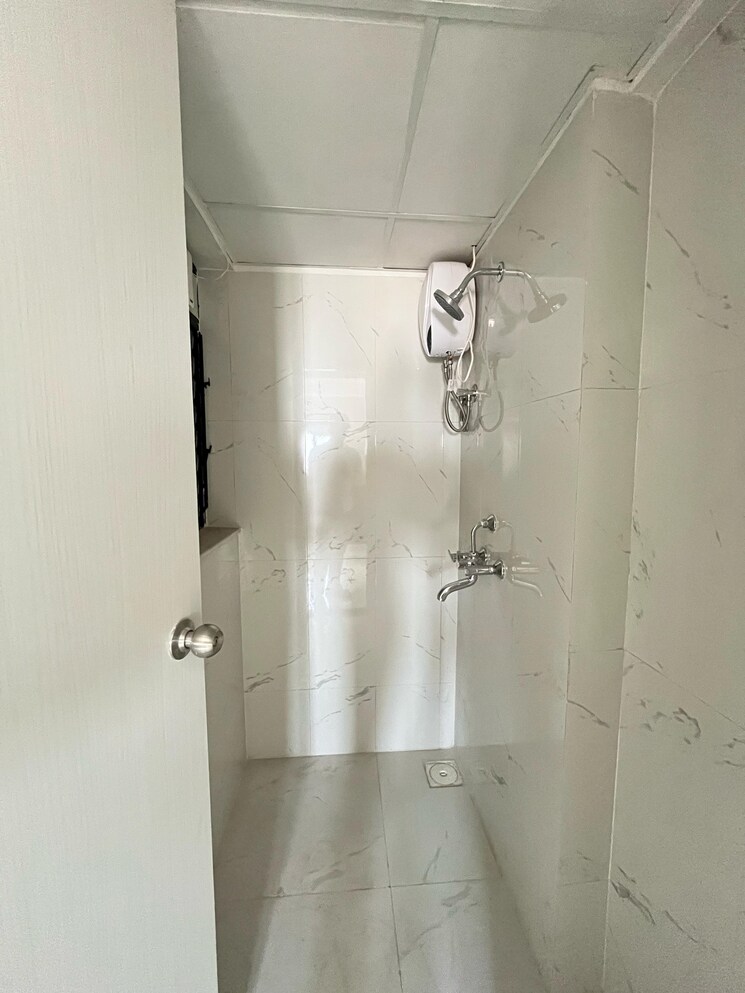 Bathroom, runwal-gardens-phase-2 1 Bedroom 353 Sq.Ft. Apartment In Dombivli East Thane 8796203