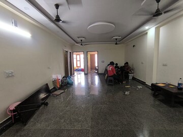 Room in 3 BHK Builder Floor at Green Fields Colony – for Rent