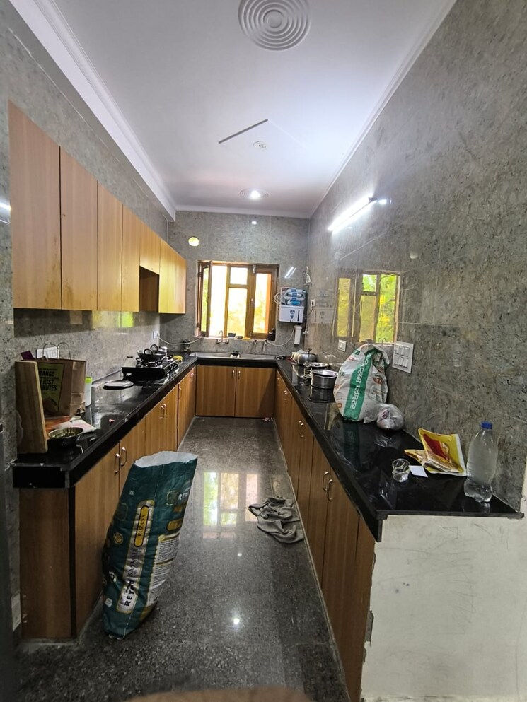 Kitchen, green fields colony 3 Bedroom 1600 Sq.Ft. Builder Floor In Green Fields Colony Faridabad 8796213