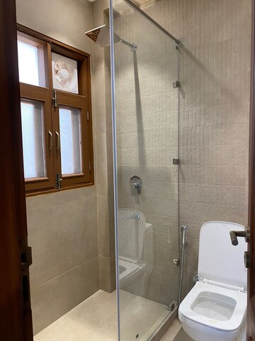 Bathroom in 3 BHK Builder Floor at Defence Colony – for Rent