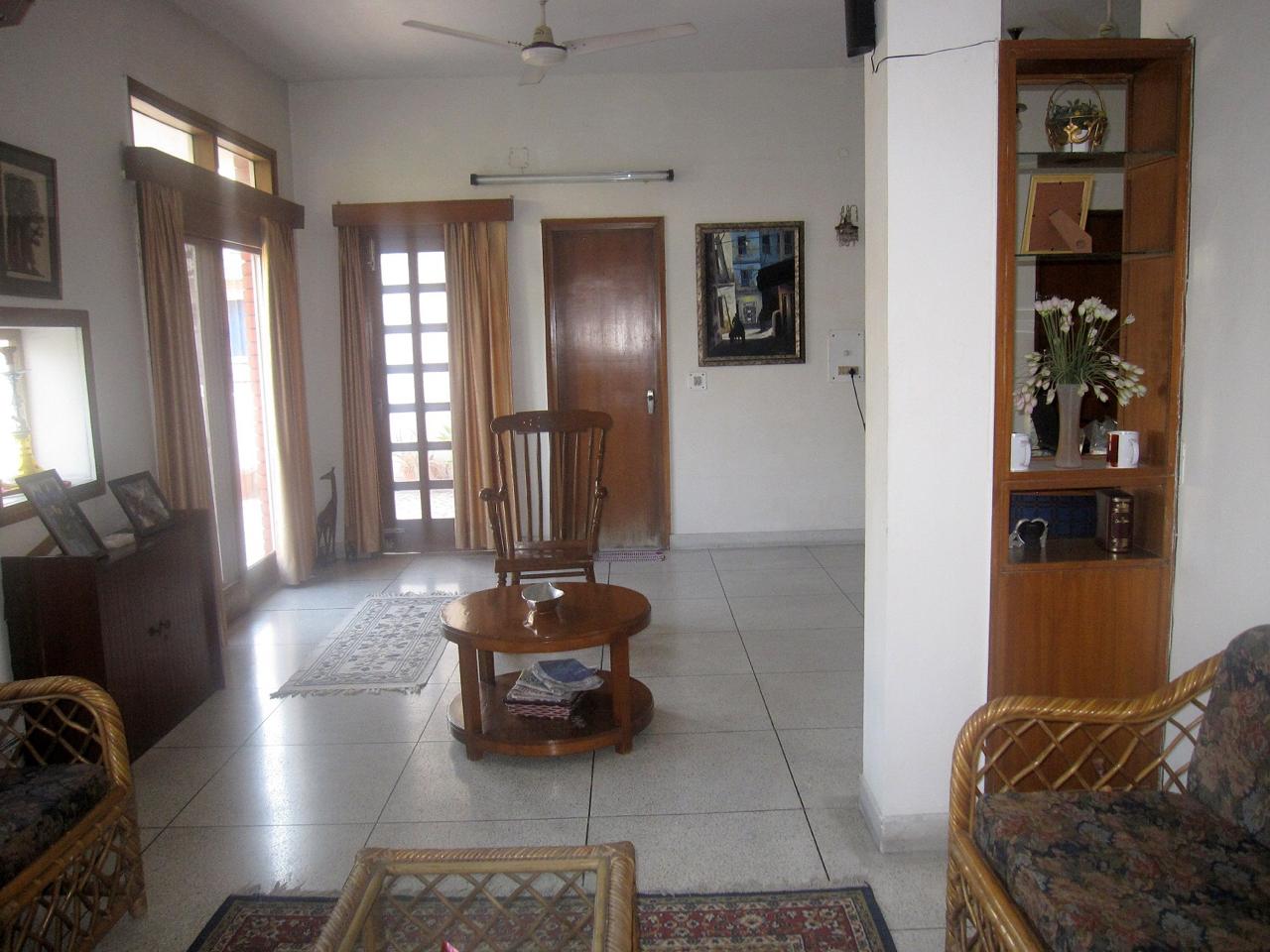 2 BHK Builder Floor For Rent in East Of Kailash