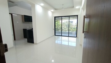 Room in 2 BHK Builder Floor at Manaki Ramchandra Heights, Virar West – for Sale